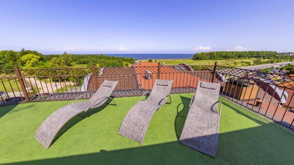 Prywatny Apartament W Hotelu Orka Тженсач Екстериор снимка